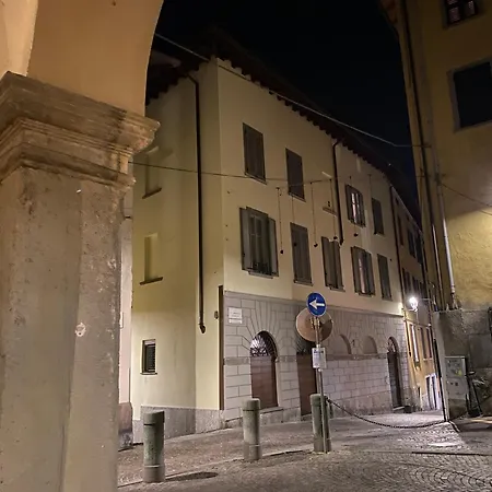 Casa Anna * ローヴェレ